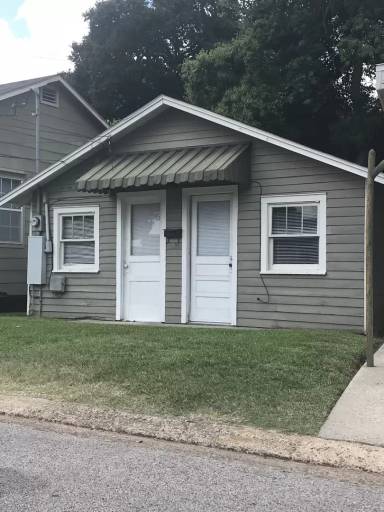 Main picture of 102 Saint Michael St