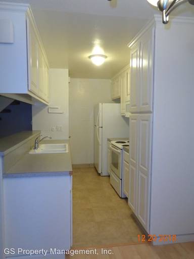 Main picture of 331 N 1st St