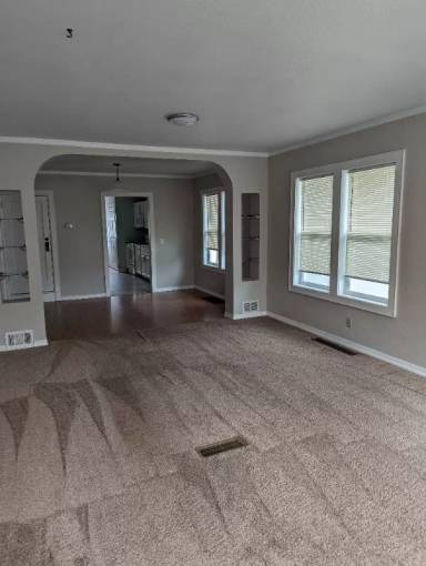 Main picture of 719 3rd Ave SW