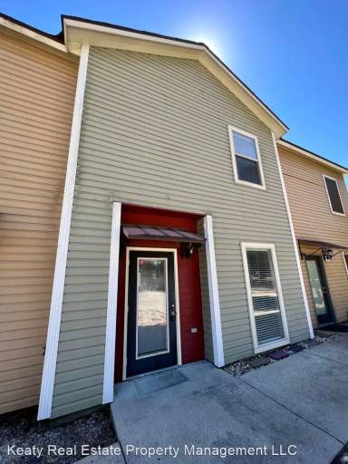 Main picture of 108 Midtown Aly