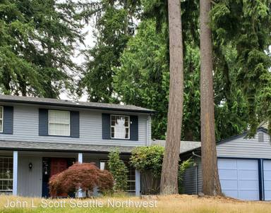 Main picture of 821 168th Pl NE