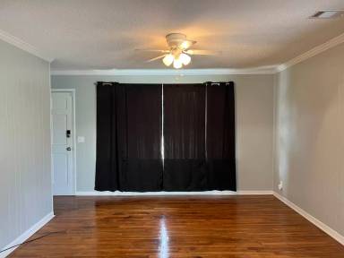 Main picture of 105 Maxwell Dr