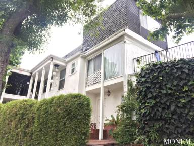 Main picture of 485 S Roxbury Dr