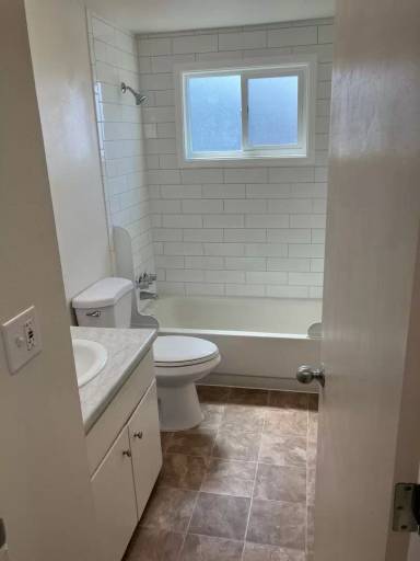 Main picture of 505 E Reserve St