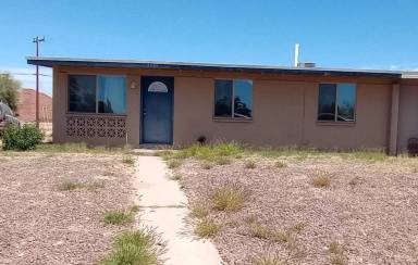 Main picture of 2439 E Parkside Dr