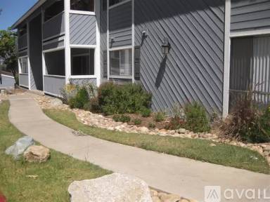 Main picture of 580 Telegraph Canyon Rd