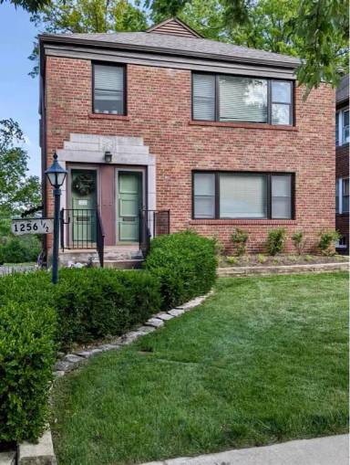 Main picture of 1256 1/2 Moorlands Dr