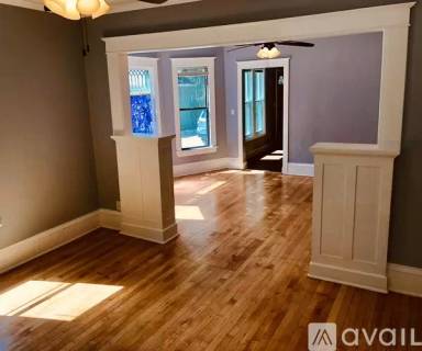 Main picture of 2206 6th St NE