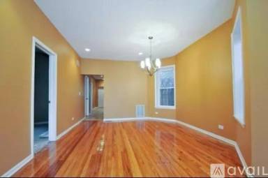 Main picture of 2107 N Karlov Ave