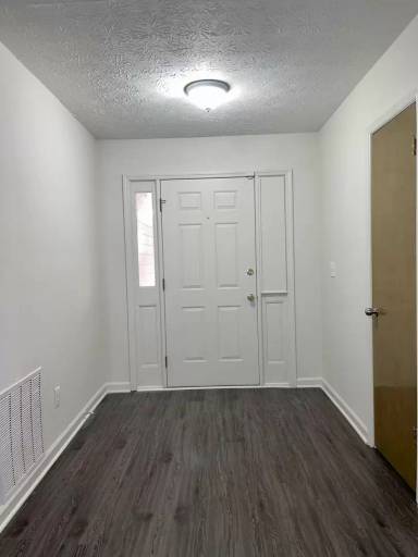 Main picture of 8978 Habersham Dr