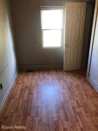 Main picture of 527 N 20th St
