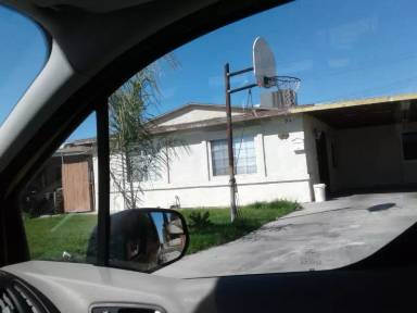 Main picture of 941 E 6th St