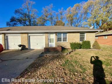 Main picture of 2904 N River Blvd