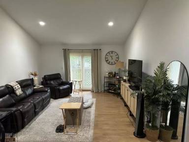 Main picture of 504 Louisiana Ave