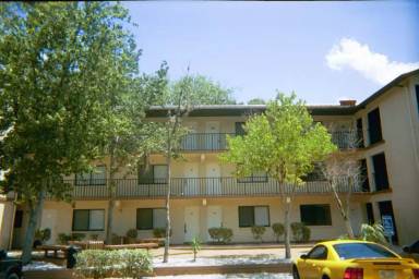 Main picture of 633 S Palmetto Ave