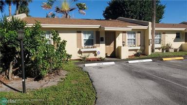 Main picture of Palm Aire Village