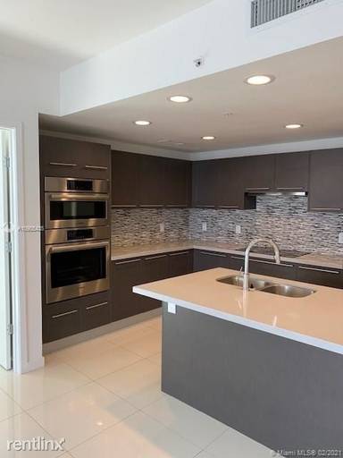 Main picture of Midtown Doral