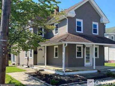 Main picture of 232 Chestnut St