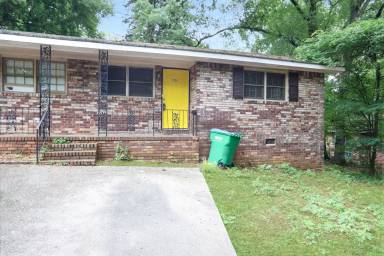 Main picture of 5739 Alabama St