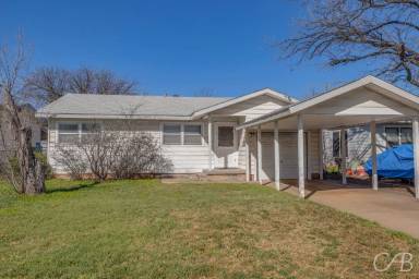 Main picture of 834 Westmoreland St