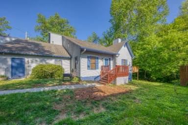 Main picture of 8013 Middlebrook Pike