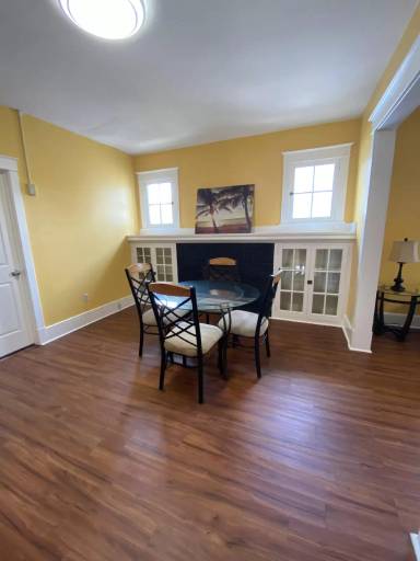 Main picture of 44 N 10th St