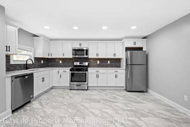 Main picture of 2702 Spring Garden Ave