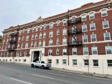 Main picture of 608 S Stevens St