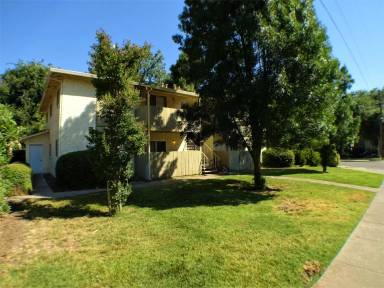Main picture of 346 Hickory St