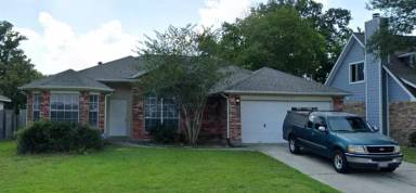 Main picture of 16882 Blue Jay St