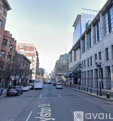 Main picture of 913 Boylston St