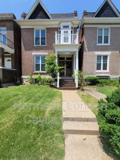 Main picture of 2217 S Jefferson Ave