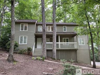 Main picture of 11 Woodvine Ln