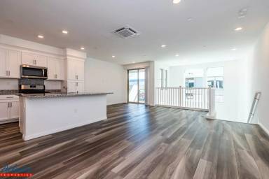 Main picture of 6818 Chroma Ct