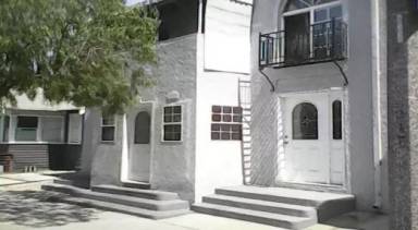 Main picture of 1319 E Broadway