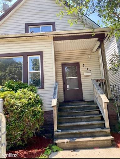 Main picture of 6710 S Sangamon St