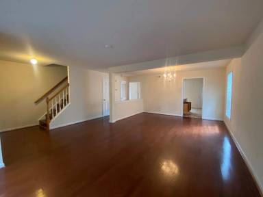 Main picture of 1215 Grayland Ave