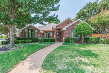 Main picture of 1500 Mission Hills Ln