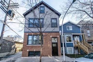 Main picture of 2761 W Saint Mary St