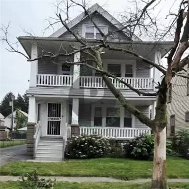 Main picture of 9611 Larnder Ave