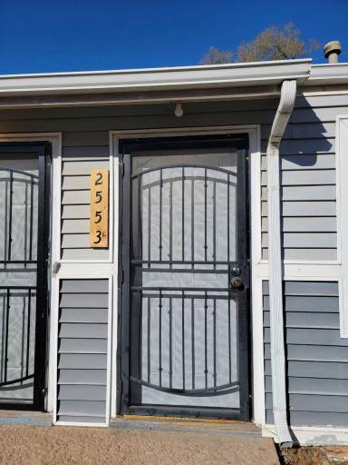 Main picture of 2553 N Park Pl