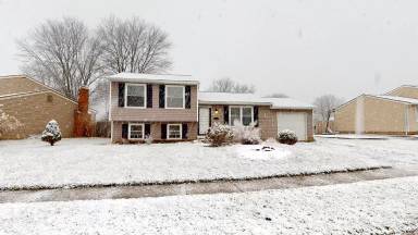 Main picture of 8976 Canoe Dr