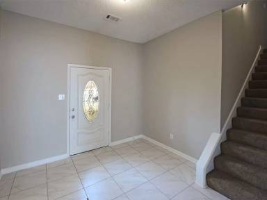 Main picture of 7611 Lowrance Rd