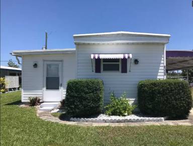 Main picture of 8339 SE Eagle Ave