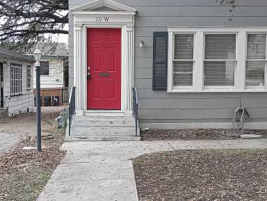 Main picture of 109 W Norwood Ct