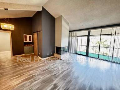 Main picture of 6268 137th Pl NE