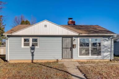 Main picture of 5804 W Silver Spring Dr