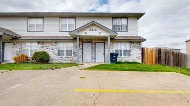 Main picture of 2813 Cantabrian Dr