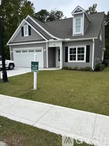 Main picture of 305 Saint Davids Ave