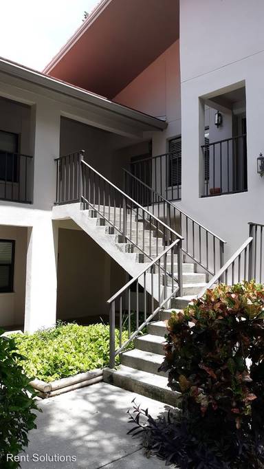 Main picture of 300 S Florida Ave